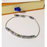 Louis Vuitton Bracelets in 135406