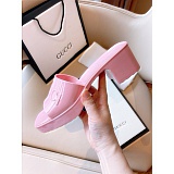 Gucci Slippers For Women in 137994