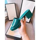 Gucci Slippers For Women in 137995