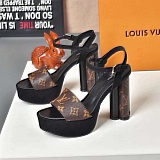 Louis Vuitton Slippers For Women in 138036