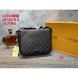 Louis Vuitton Cross Bags Men in 139175