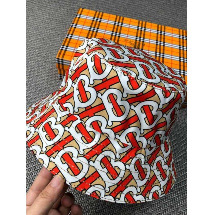 Burberry AAA Hats in 140965