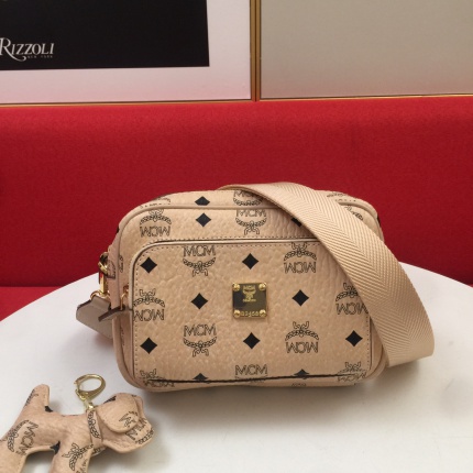 MCM aaa quality Handbags in 141180