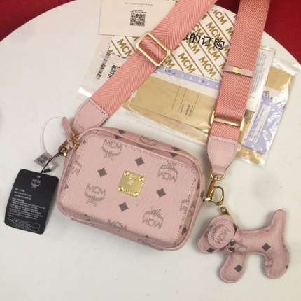 MCM aaa quality Handbags in 141185