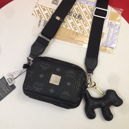 MCM aaa quality Handbags in 141186