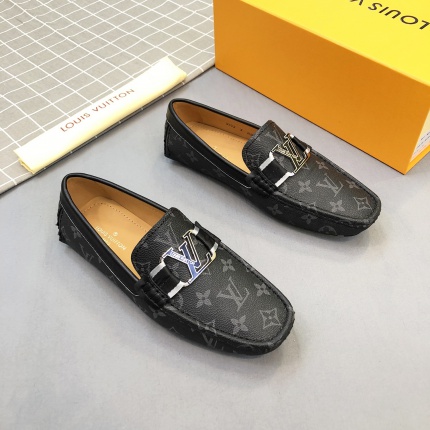 New Arrivals Louis Vuitton high quality Shoes For Men in 141386