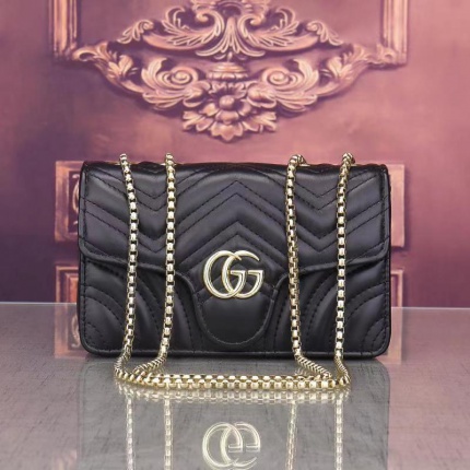 Gucci Cross Bags in 141511
