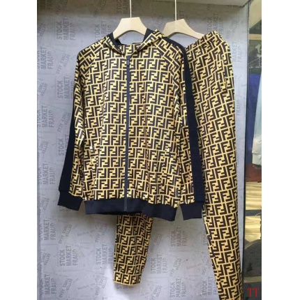 Fendi Tracksuits for Men in 141537