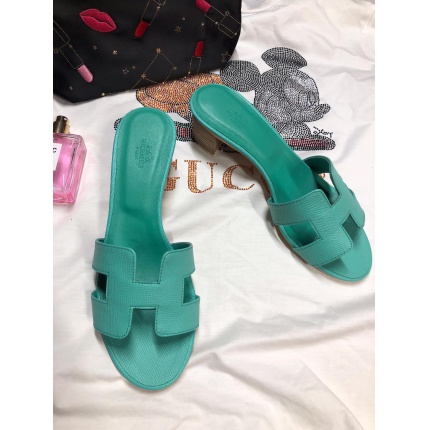 Hermes Slippers For Women in 141588