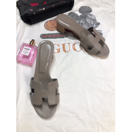 Hermes Slippers For Women in 141599