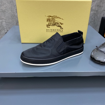 Burberry Loafers and Casual Shoes For Men in 141618