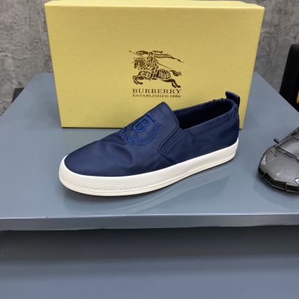 Burberry Loafers and Casual Shoes For Men in 141620