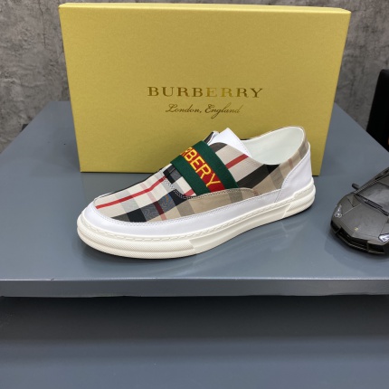 Burberry Loafers and Casual Shoes For Men in 141621