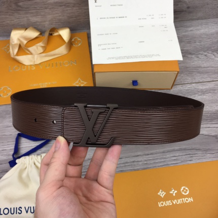Louis Vuitton AAA Belts in 141707