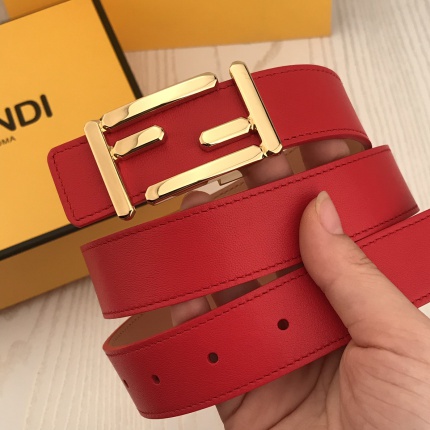 Fendi AAA Quality Belts in 141711