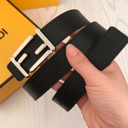 Fendi AAA Quality Belts in 141712