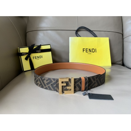 Fendi AAA Quality Belts in 141722