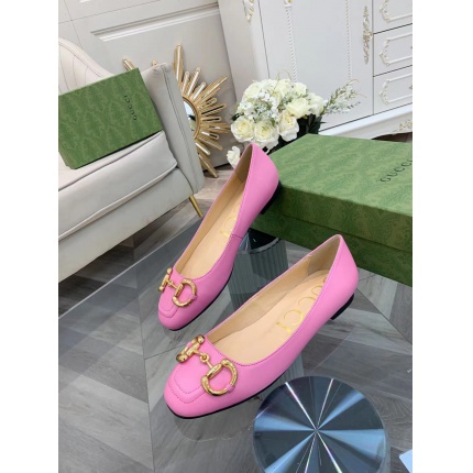 Gucci Loafers For Women in 141965