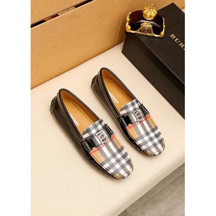 Burberry Loafers and Casual Shoes For Men in 142213