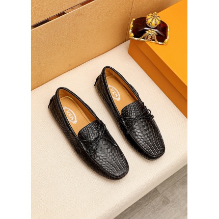 Tods Leather Loafers For Men in 142233