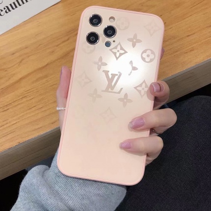 Louis Vuitton AAA+++ Phone cases in 142276