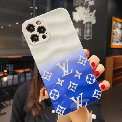 Louis Vuitton AAA+++ Phone cases in 142278