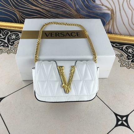 Versace  AAA Quality Handbags in 142380