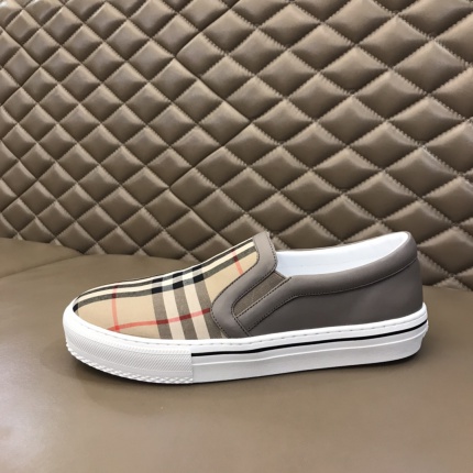 Burberry Loafers and Casual Shoes For Men in 142388