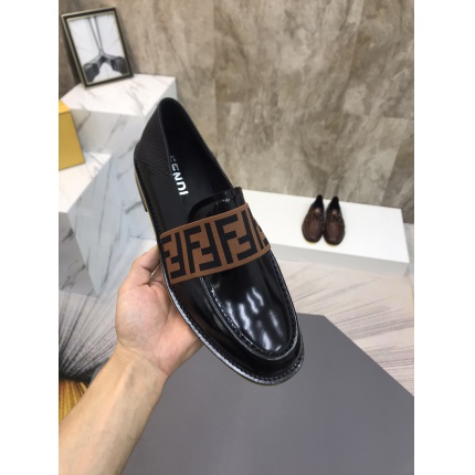 Top quality Fendi Leather Shoes For Men in 142396