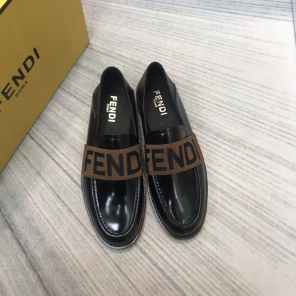 Top quality Fendi Leather Shoes For Men in 142398