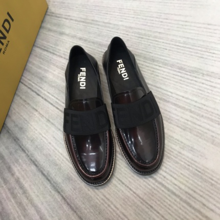 Top quality Fendi Leather Shoes For Men in 142402