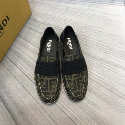 Top quality Fendi Leather Shoes For Men in 142403