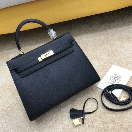 Hermes  AAA Quality Handbags in 142666