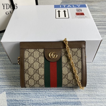 Gucci AAA Quality Hangbags in 142743