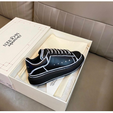 Alexander Mcqueen Sneakers For Men in 142875