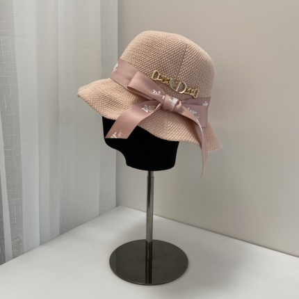 Dior Hats in 143126