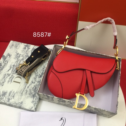 Dior AAA Quality Handbags in 143216