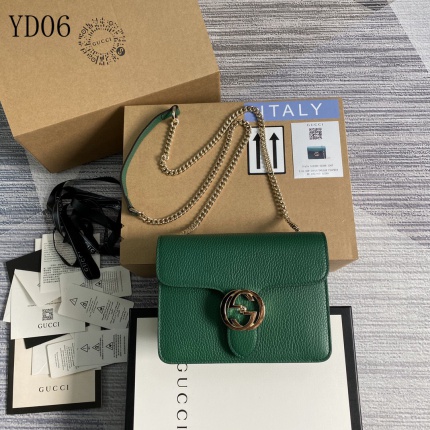 Gucci AAA Quality Hangbags in 143218