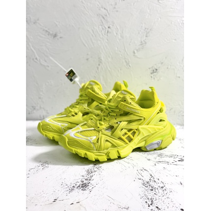 Balenciaga Sneakers For Men in 143455