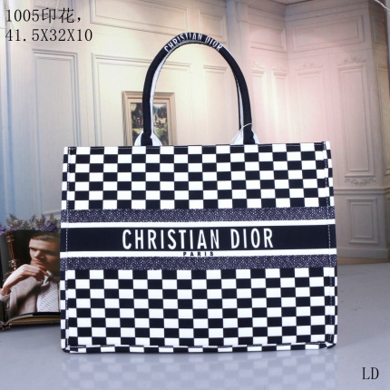Cheap Dior Bags in 143573
