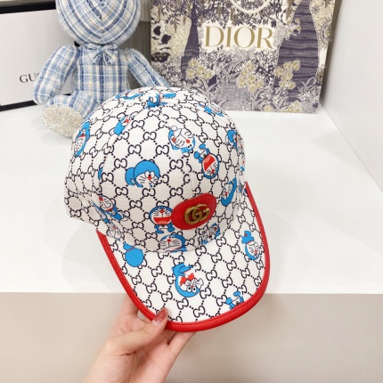 Gucci Hats in 143750