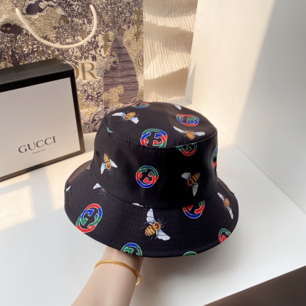 Gucci Hats in 143752