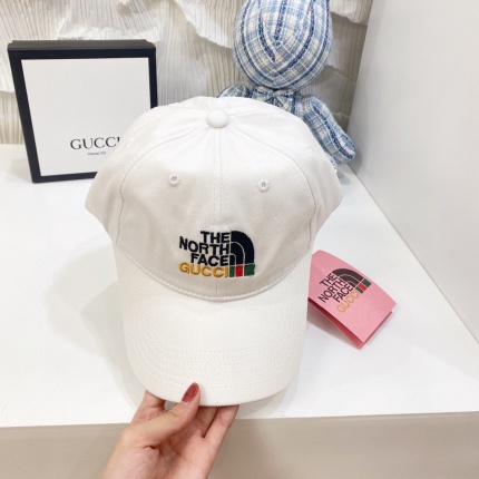 Gucci Hats in 143755