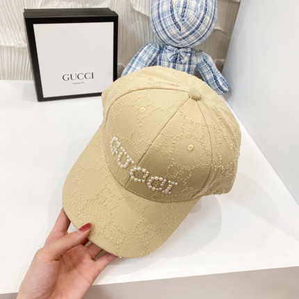 Gucci Hats in 143760