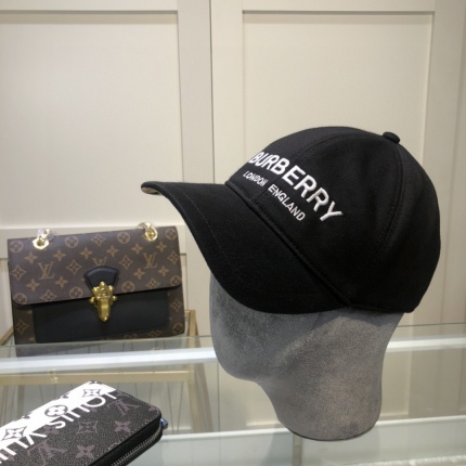 Burberry Hats in 143786