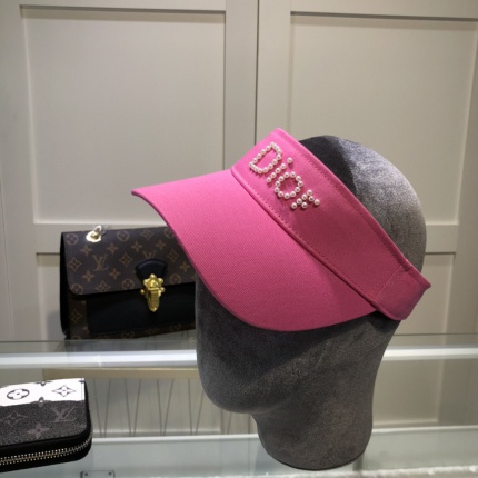 Dior Hats in 143804