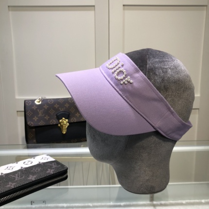 Dior Hats in 143808