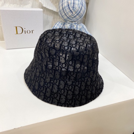 Dior Hats in 143833