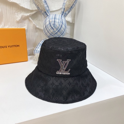 Louis Vuitton  Hats in 143928