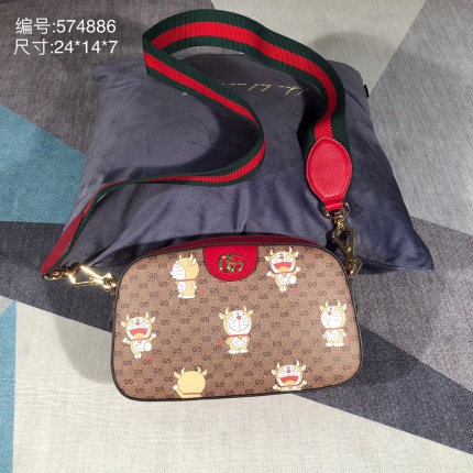 Gucci AAA Quality Hangbags in 144457